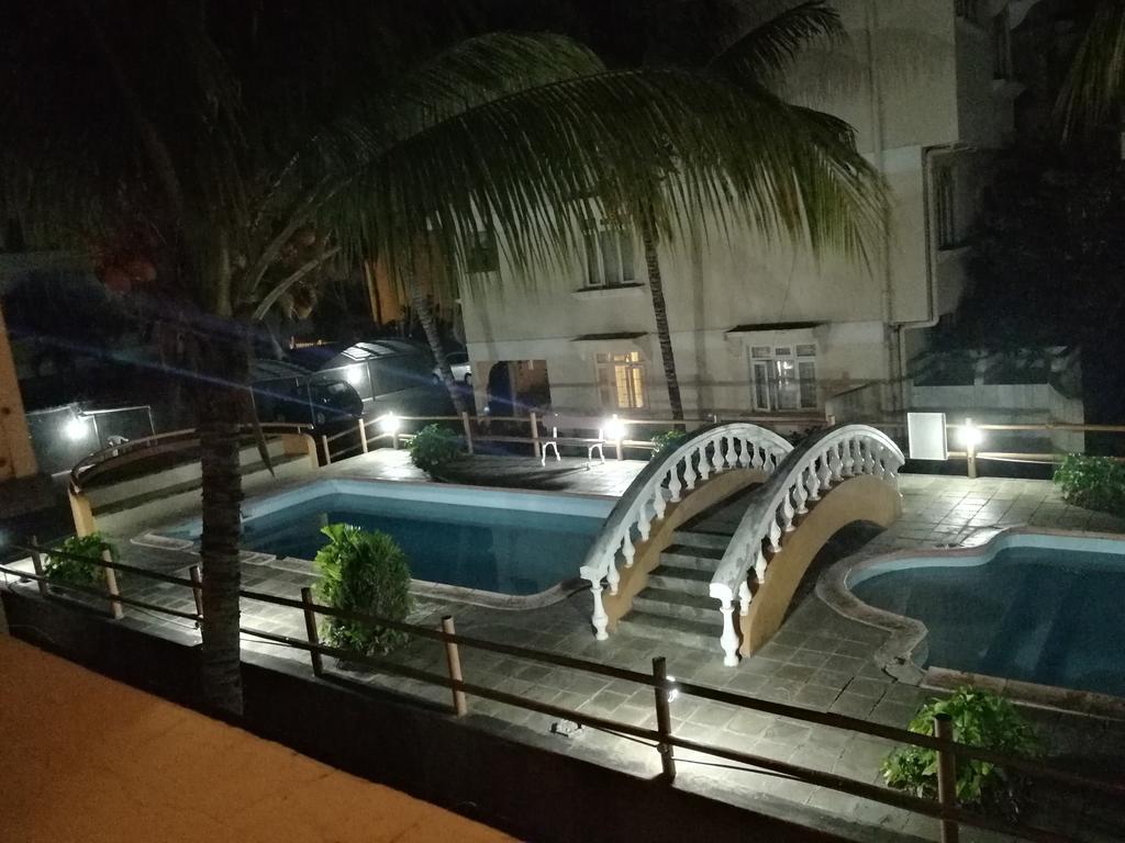 Bayview Villa Holidays Flic en Flac Exterior foto